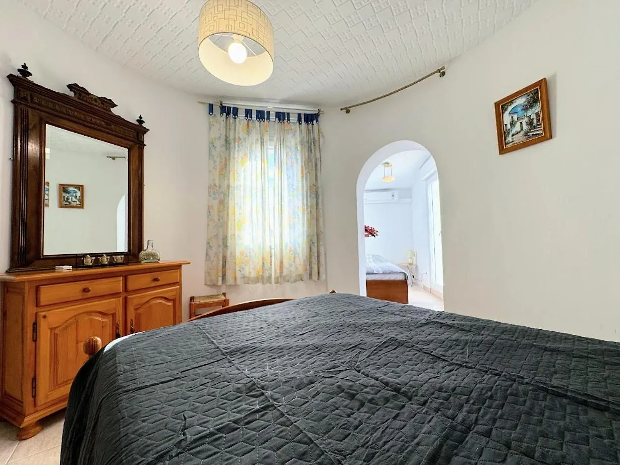 Empurialola -Encantadora Casa Con Jardin Cerca Del Centro -142 Empuriabrava Prázdninový dům