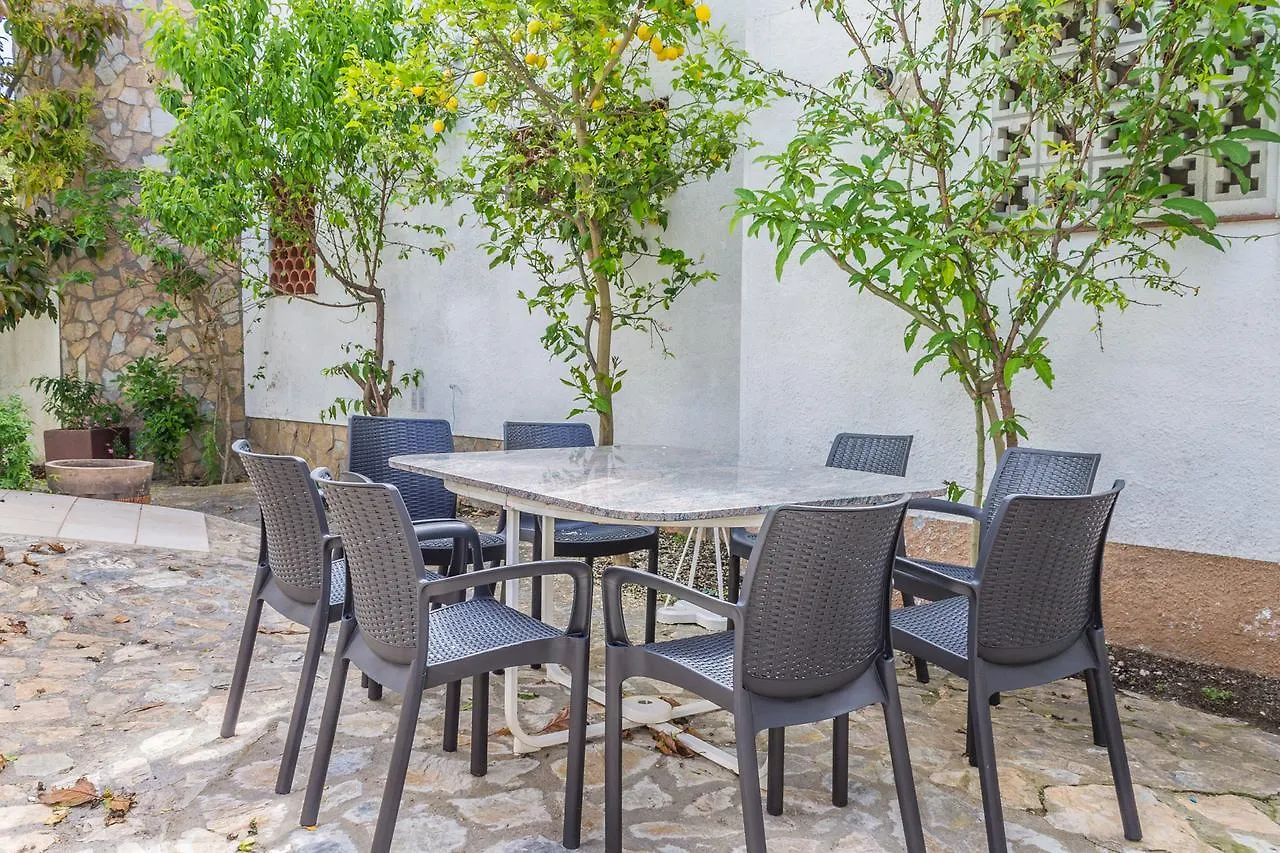 Empurialola -Encantadora Casa Con Jardin Cerca Del Centro -142 Empuriabrava