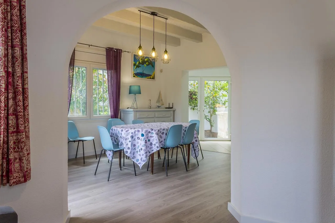 Empurialola -Encantadora Casa Con Jardin Cerca Del Centro -142 Empuriabrava Prázdninový dům