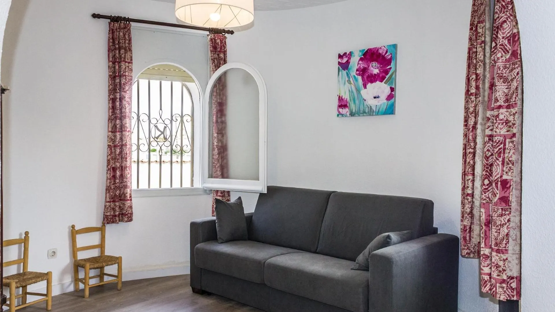 Prázdninový dům Empurialola -Encantadora Casa Con Jardin Cerca Del Centro -142 Empuriabrava