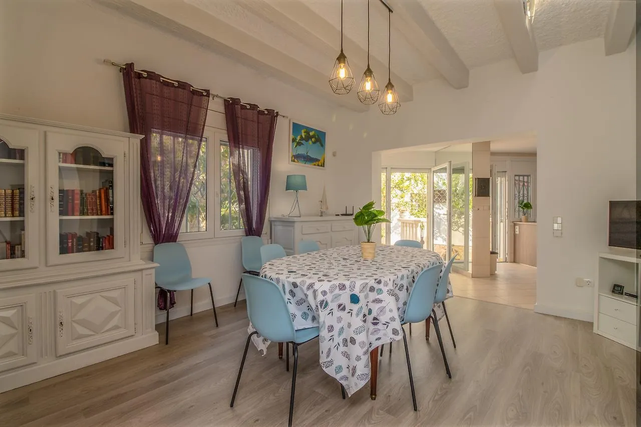 Prázdninový dům Empurialola -Encantadora Casa Con Jardin Cerca Del Centro -142 Empuriabrava