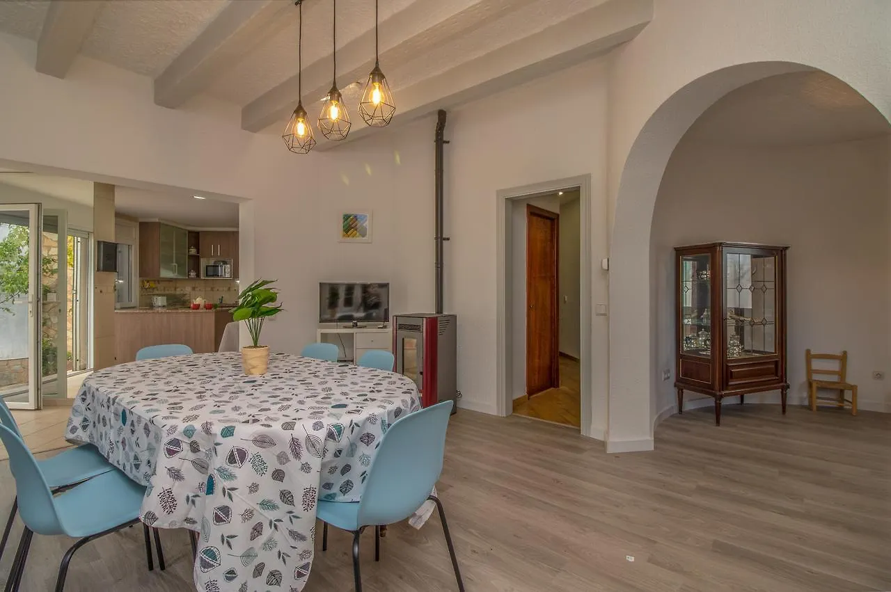 Prázdninový dům Empurialola -Encantadora Casa Con Jardin Cerca Del Centro -142 Empuriabrava